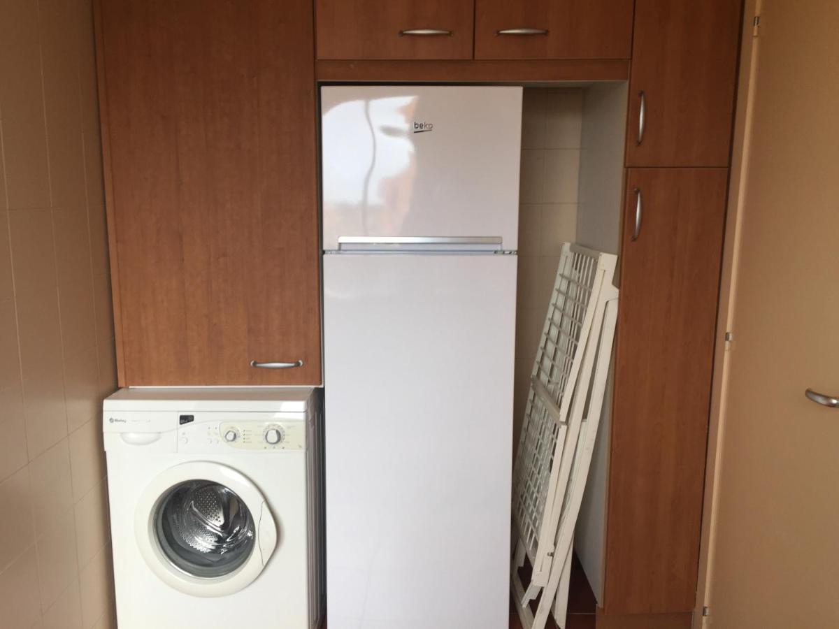 Ongi Etorri Apartman Calafat Kültér fotó